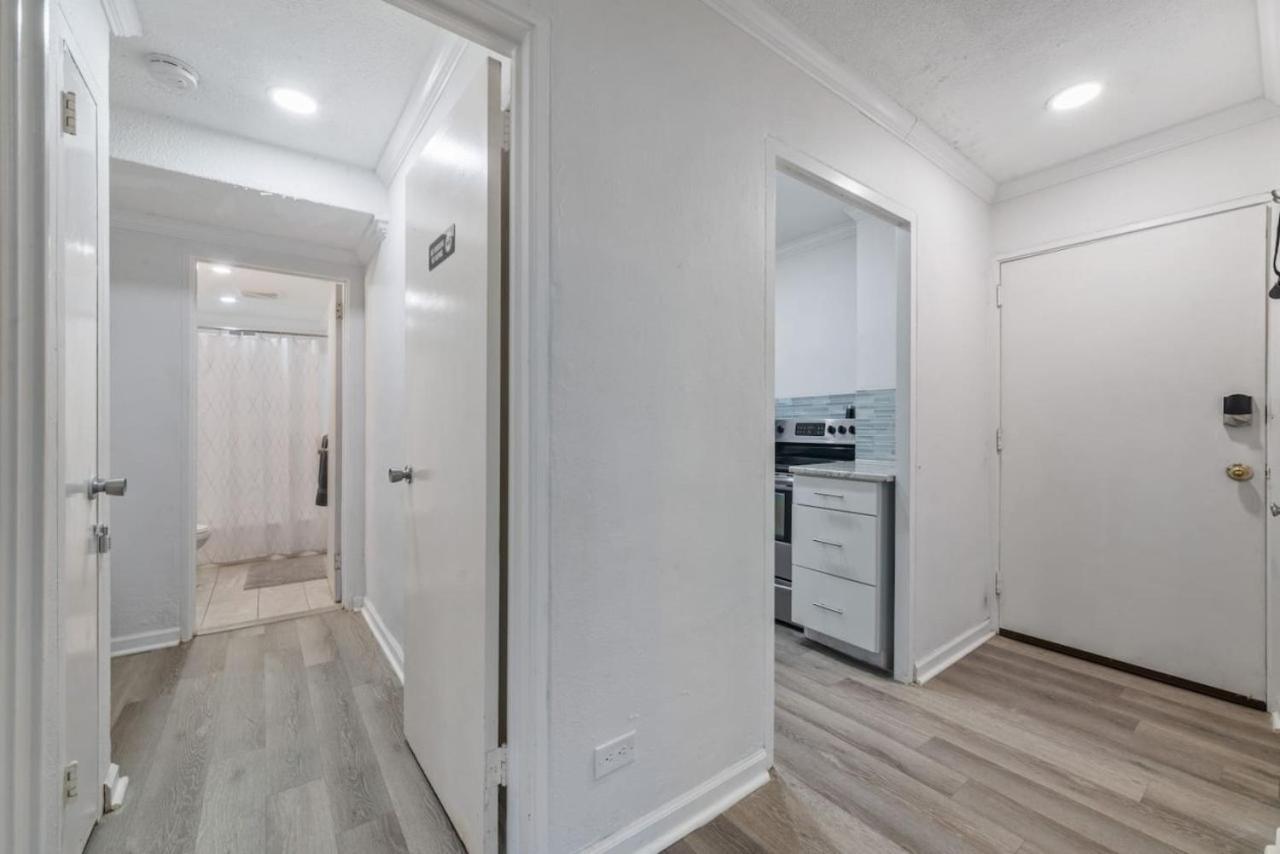 High-quality Downtown Living - Skyline View Hébergement de vacances *